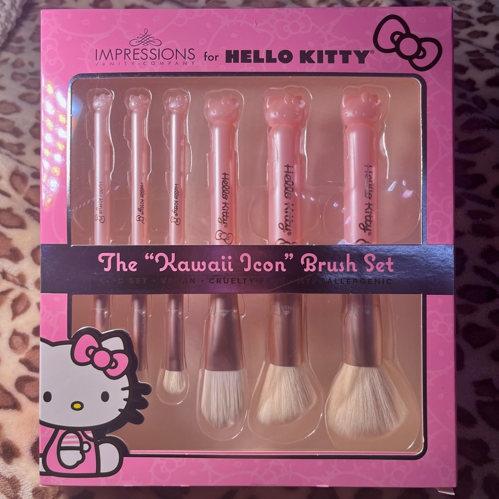 Hello Kitty x Impressions Makeup Brush Set